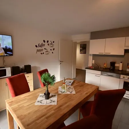 Apartment Chow Chow *